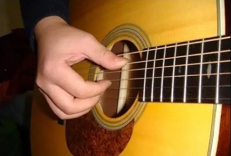 陈志古典吉他教学教材+配套视频+名曲50首+古典常用练习谱